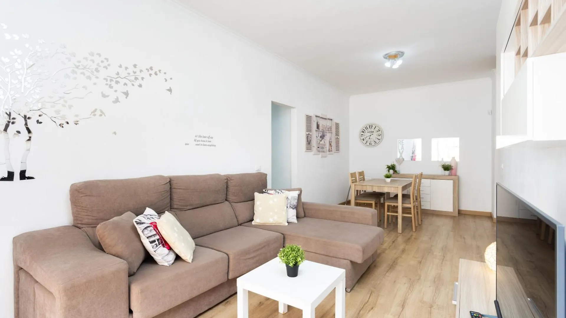 Home2Book Charming Caletillas Pool Κανδελάρια